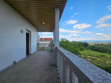 Terraza con acceso desde el dormitorio