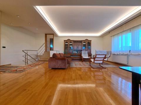 Planta Primera: Gran salón-comedor