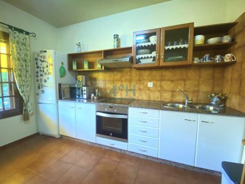 Planta Baja: Cocina-comedor