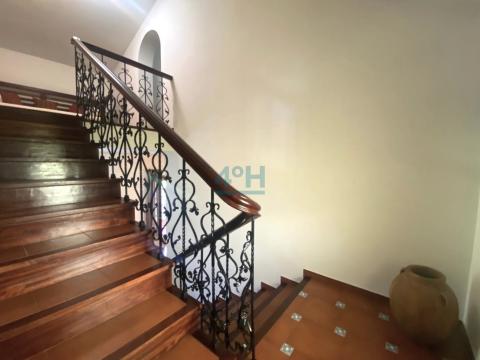 Planta Alta: Escaleras de subida