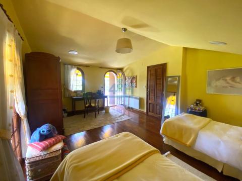 Planta Alta: Dormitorio 2 con acceso a terraza