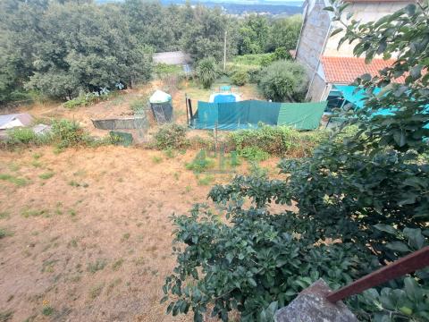 Finca rústica y urbana