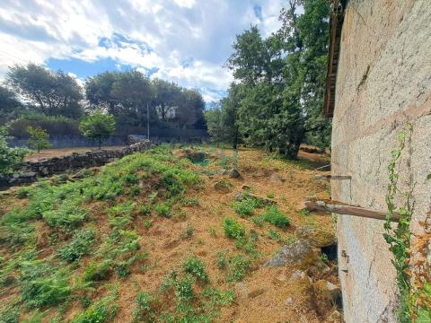 Finca rústica y urbana