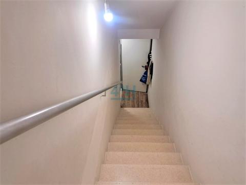 Acceso sótano
