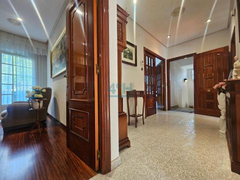 Planta Alta: Acceso a sala de estar