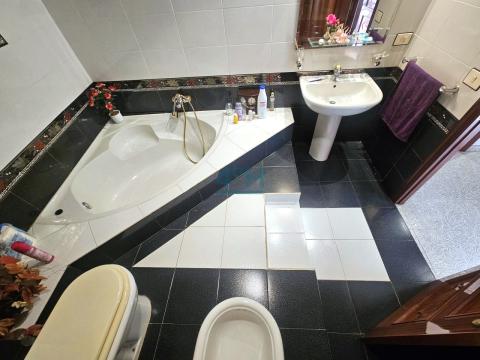 Planta Alta: Baño 1 con bañera