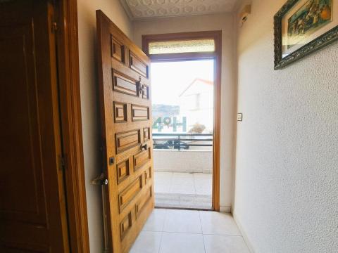 Acceso exterior planta superior