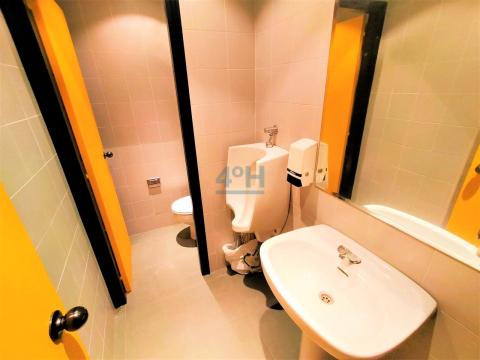 Baño Bajo Comercial