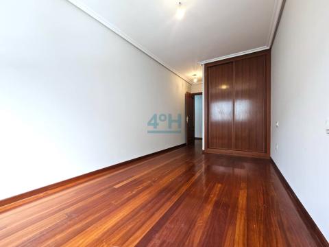 Dormitorio-suite con baño