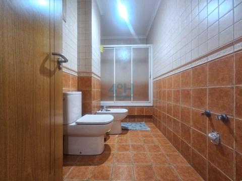 Baño 1 con bañera