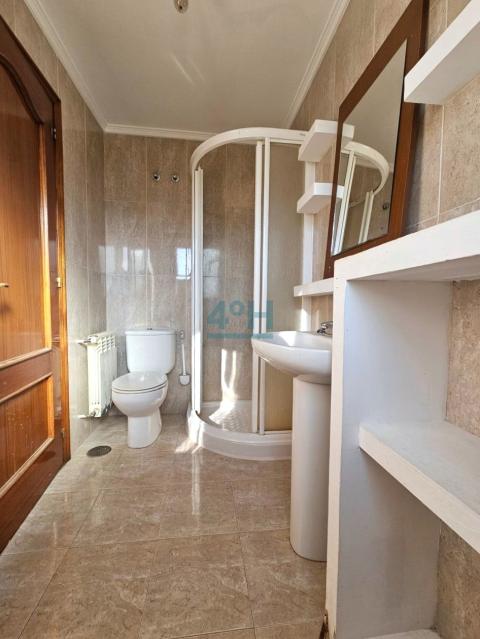Baño 1 con plato de ducha