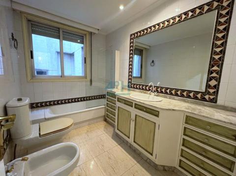 Baño 1 con bañera