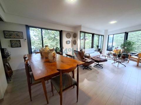 Planta Baja: Salón-comedor