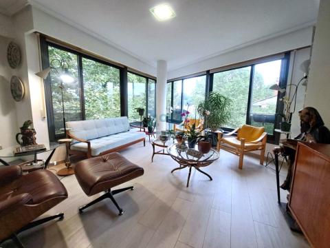 Planta Baja: Salón-comedor