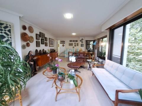 Planta Baja: Salón-comedor