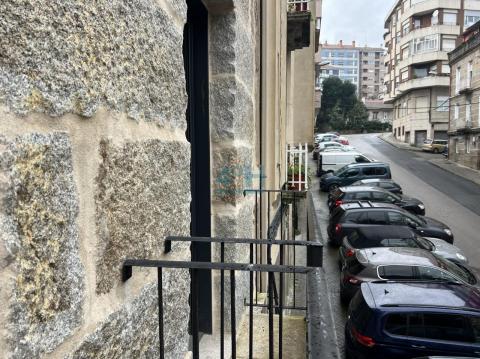 Balcón a fachada principal